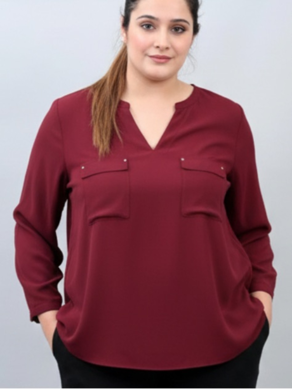 Reitmans Burgundy V-Neck Long Sleeve Tunic Top with Pockets